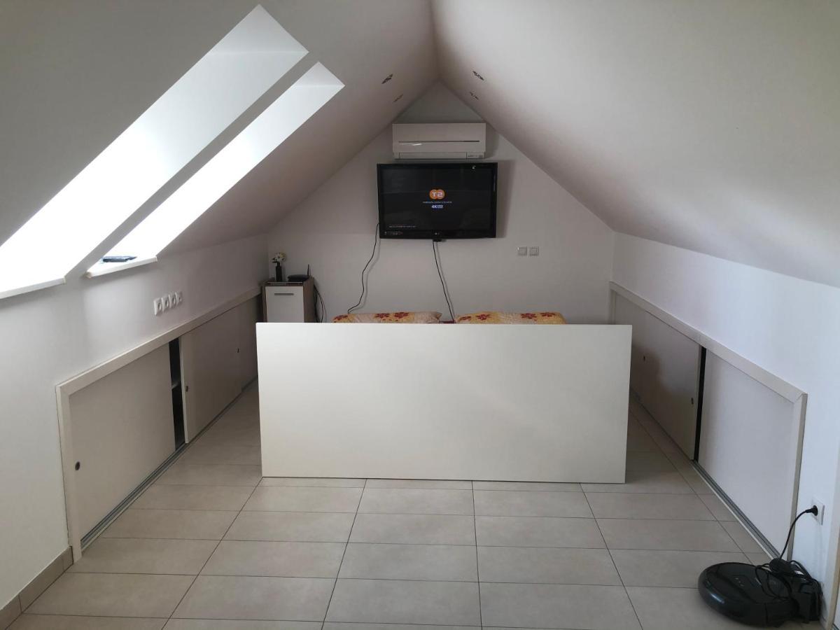 Apartma Ajda Lägenhet Kranj Exteriör bild